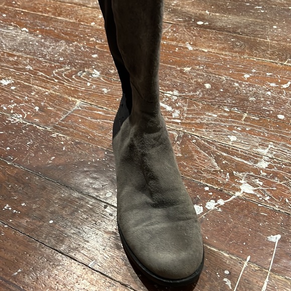 Size 7 1/2 grey suede over the knee boot - Picture 3 of 13